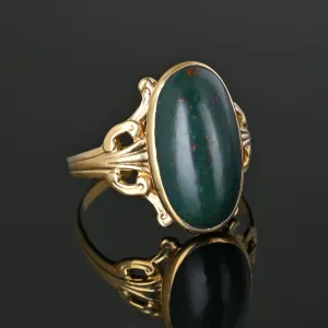 Antique Gold Oval Bloodstone Cabochon Ring