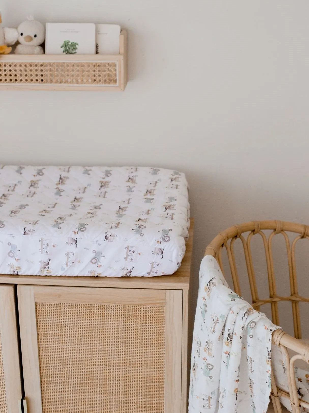 Bambella Designs Waterproof Bassinet Sheet/Change Mat Cover | Oakwood Farm