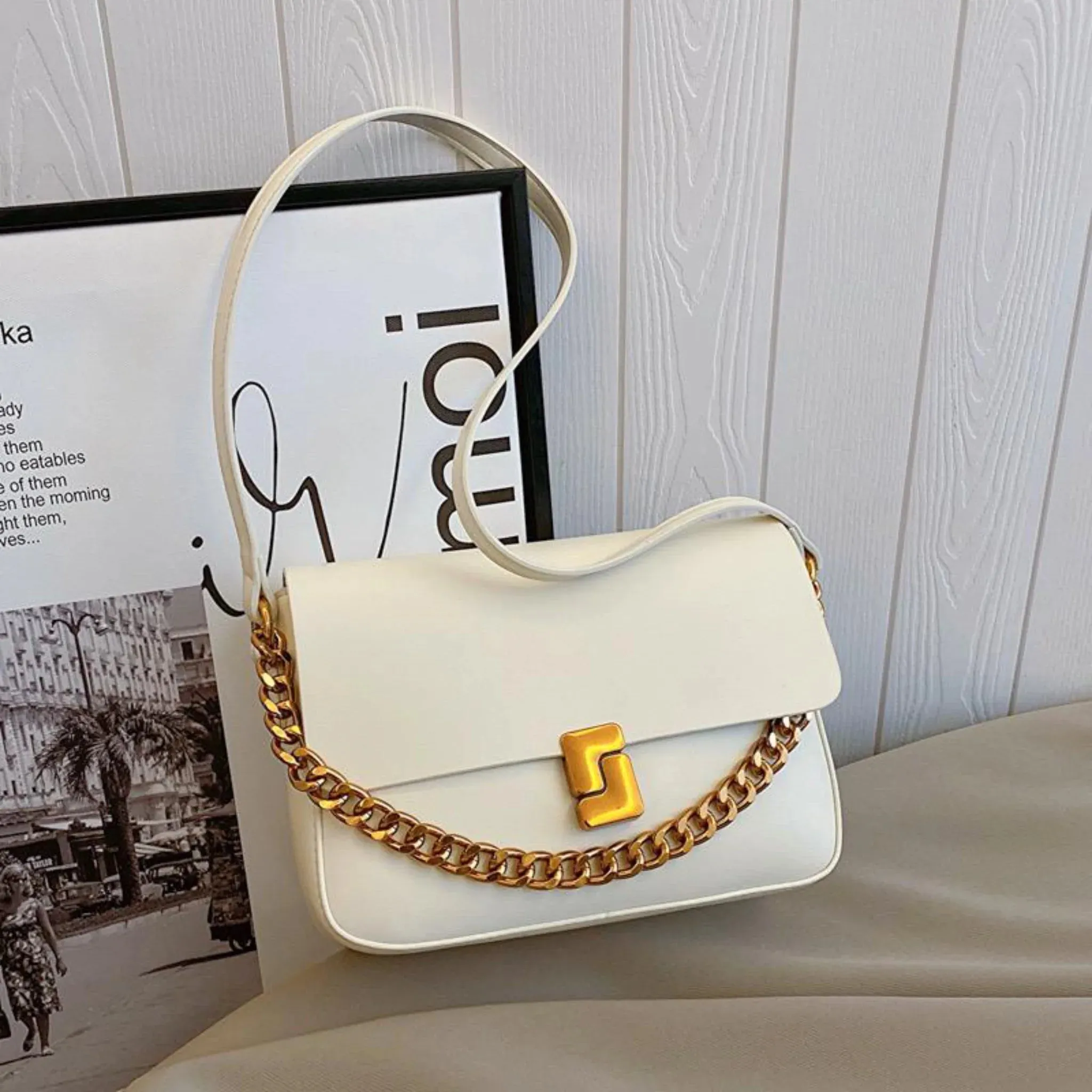 Classic Metal Buckle Shoulder Bag