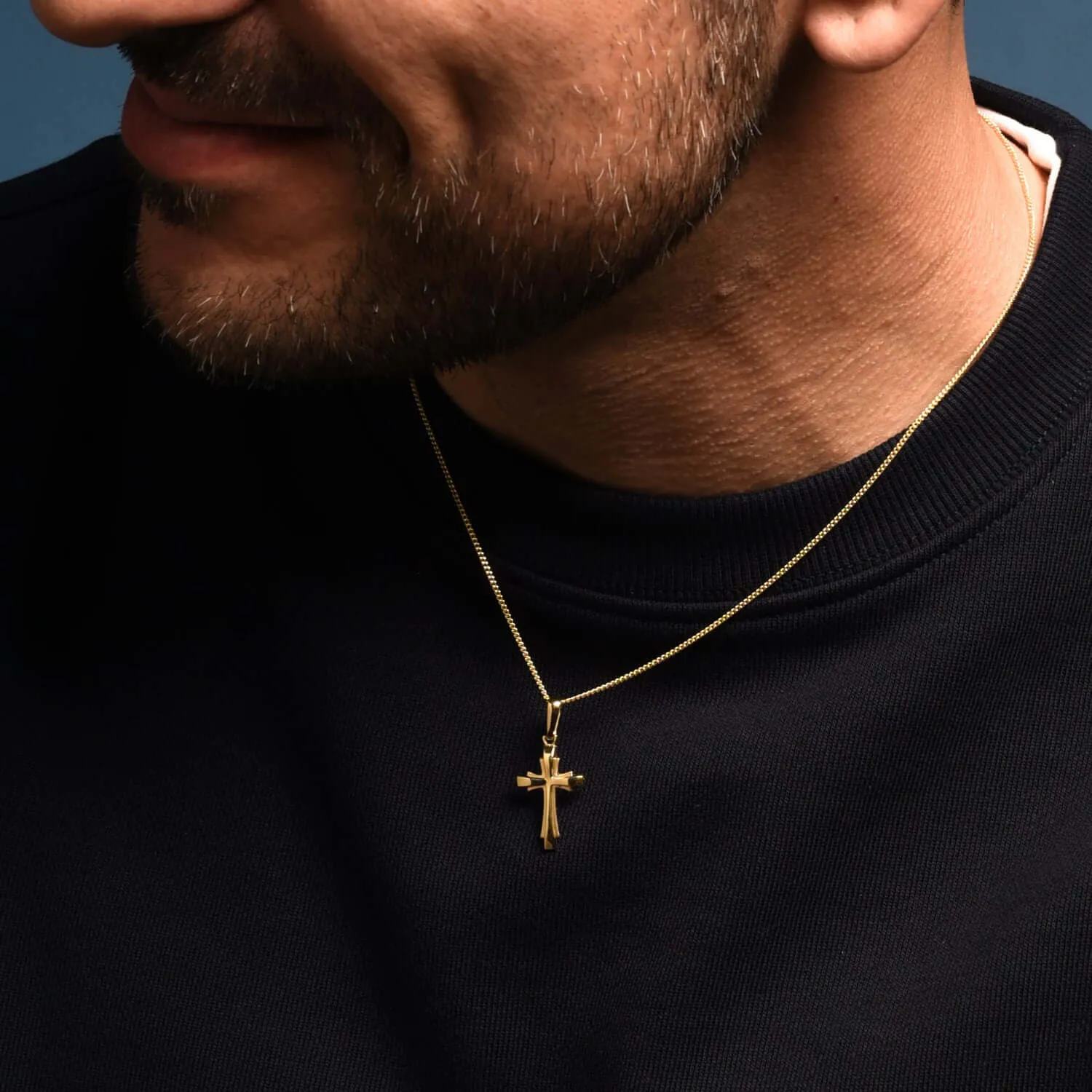CROSS PENDANT - GOLD