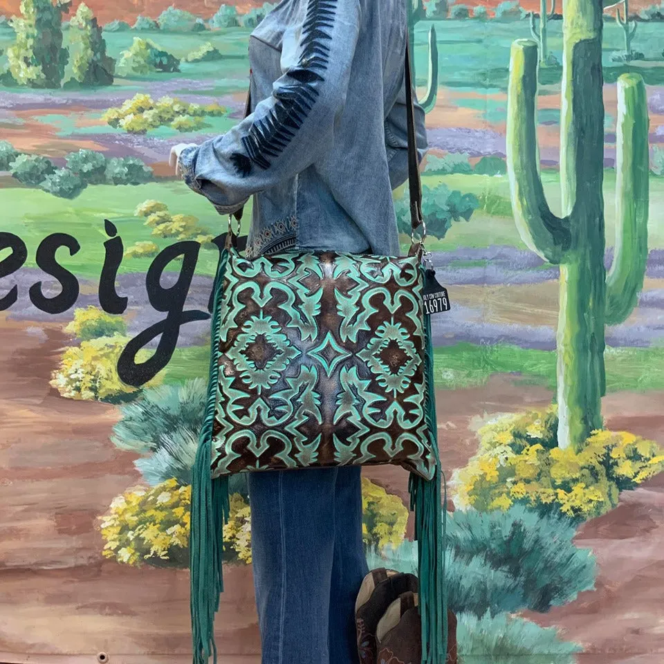 Crossbody Outlaw -  #16979