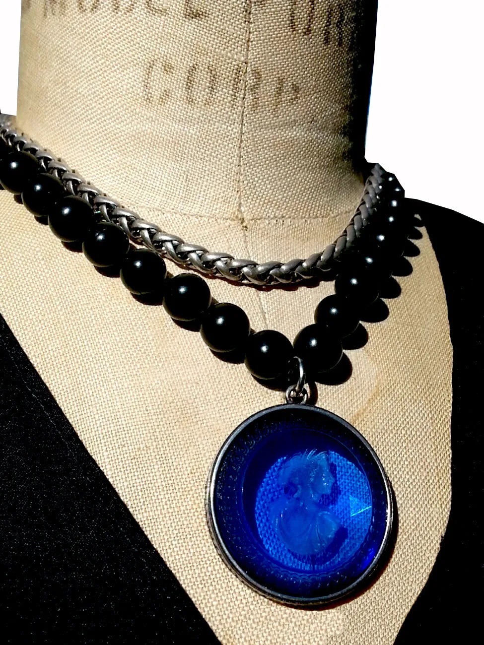 Double Necklace Intaglio Jet Beads Mesh Rope Chain