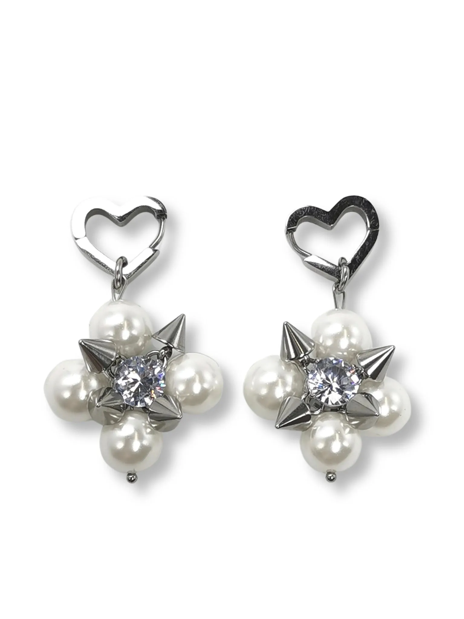 Fervooor Rebellious Girl earrings