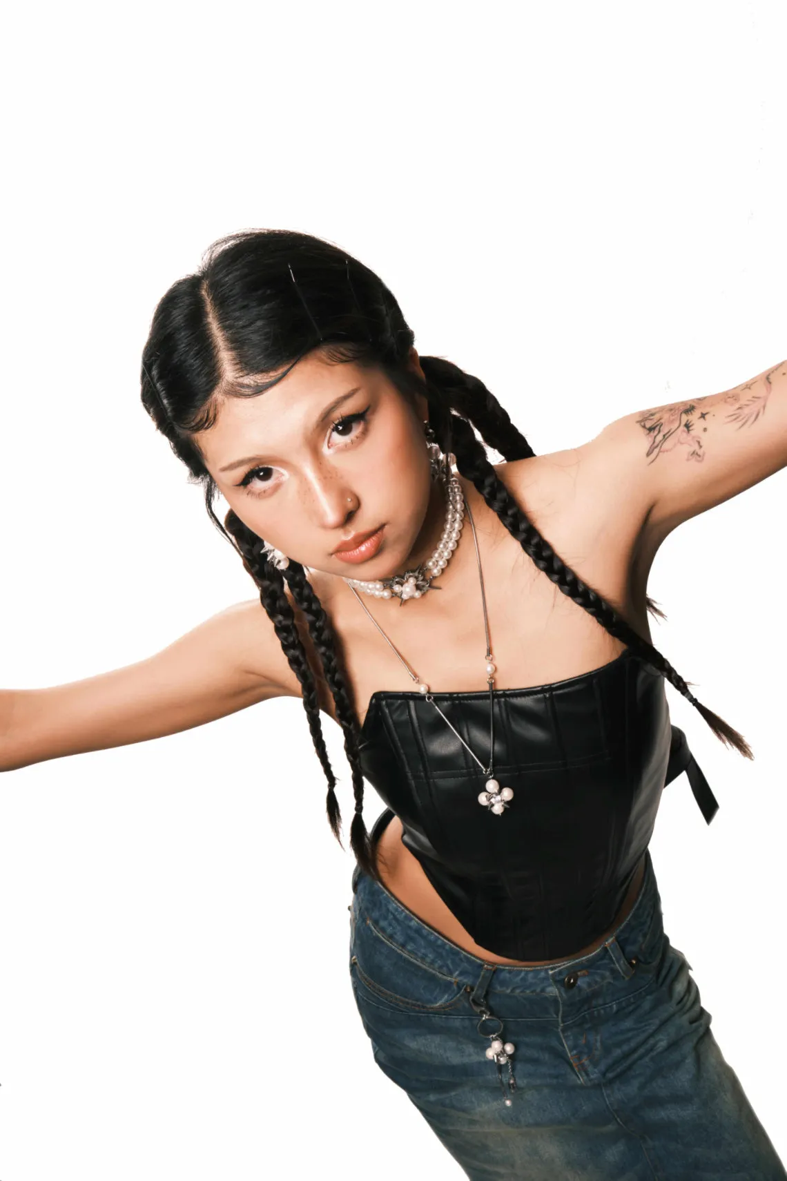 Fervooor Rebellious Girl earrings