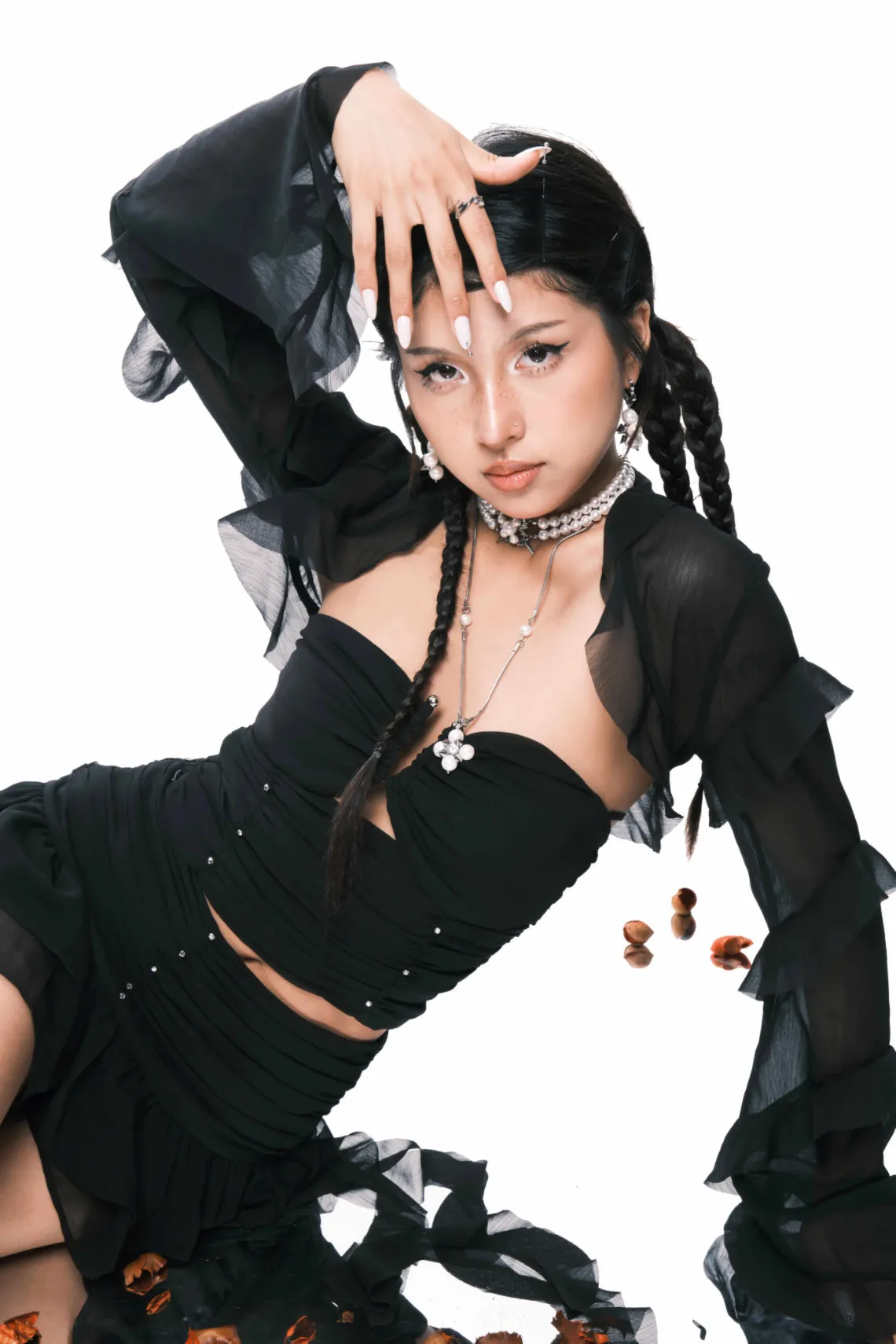 Fervooor Rebellious Girl earrings