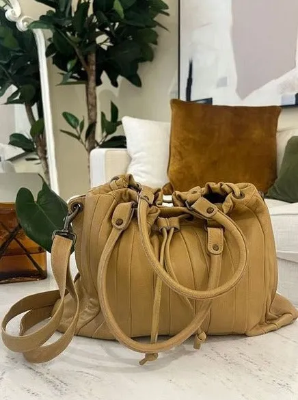 Gabby Tote | Camel