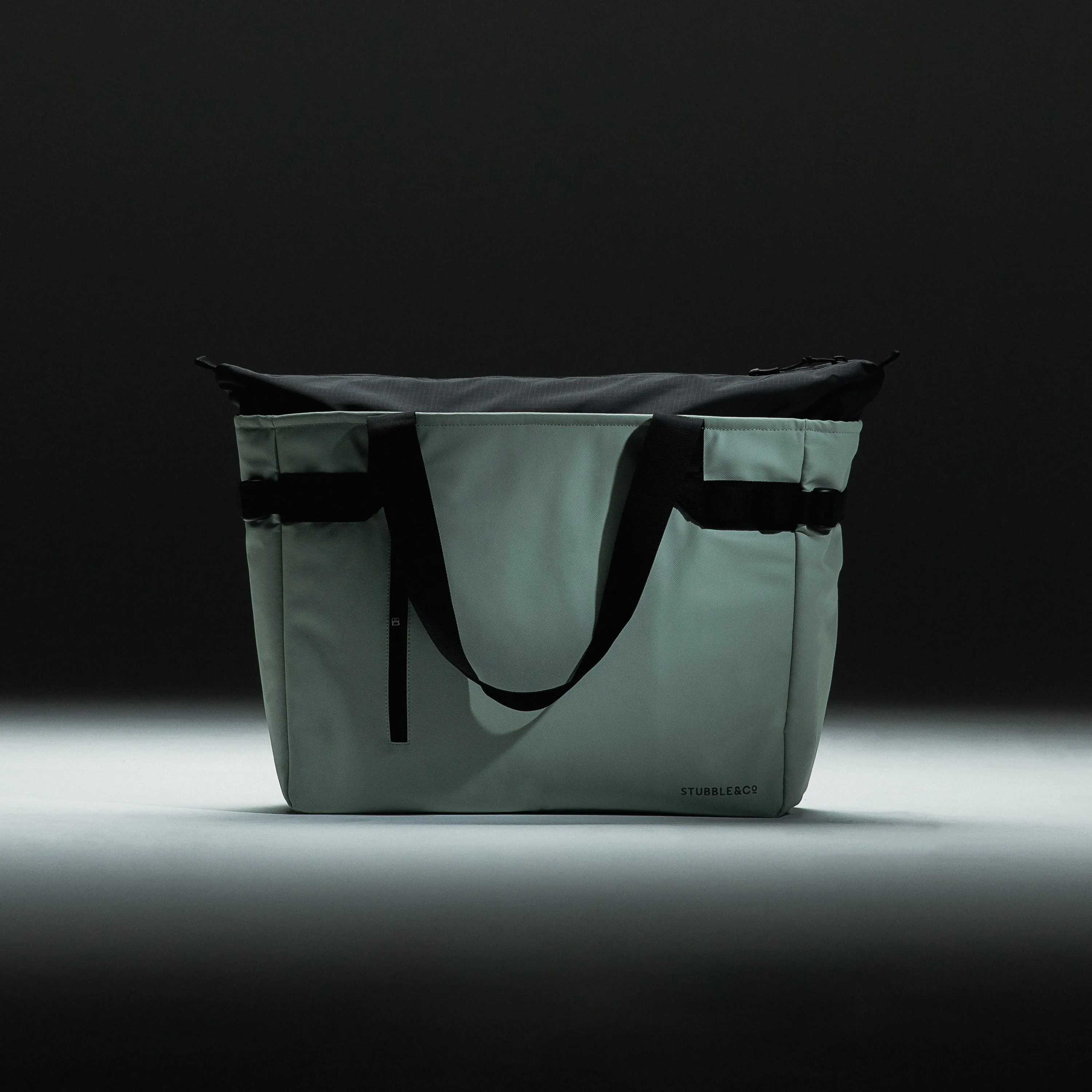 Laptop Tote 20L