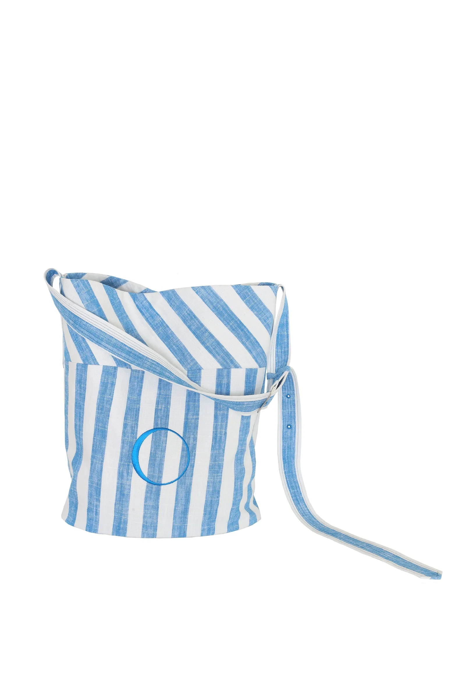 'O' BEACH STRIPE BUCKET BAG