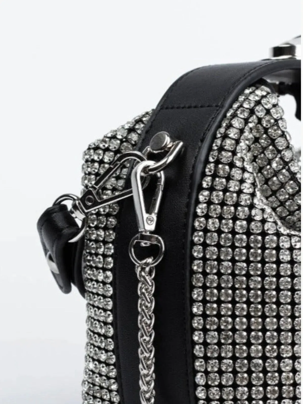 Rhinestone-Embellished Handbag with Elegant Folded Design