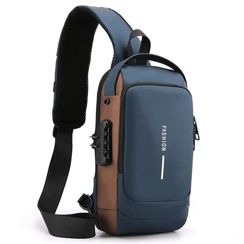 Shoulder bag with USB charging port