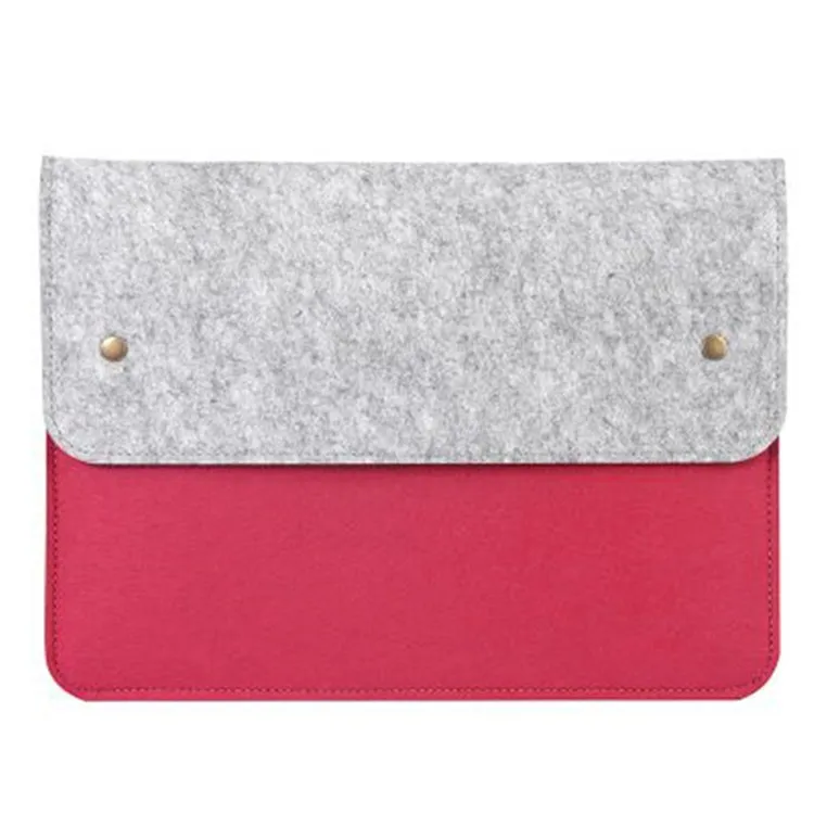 The Clutch Laptop Sleeve 13-inch