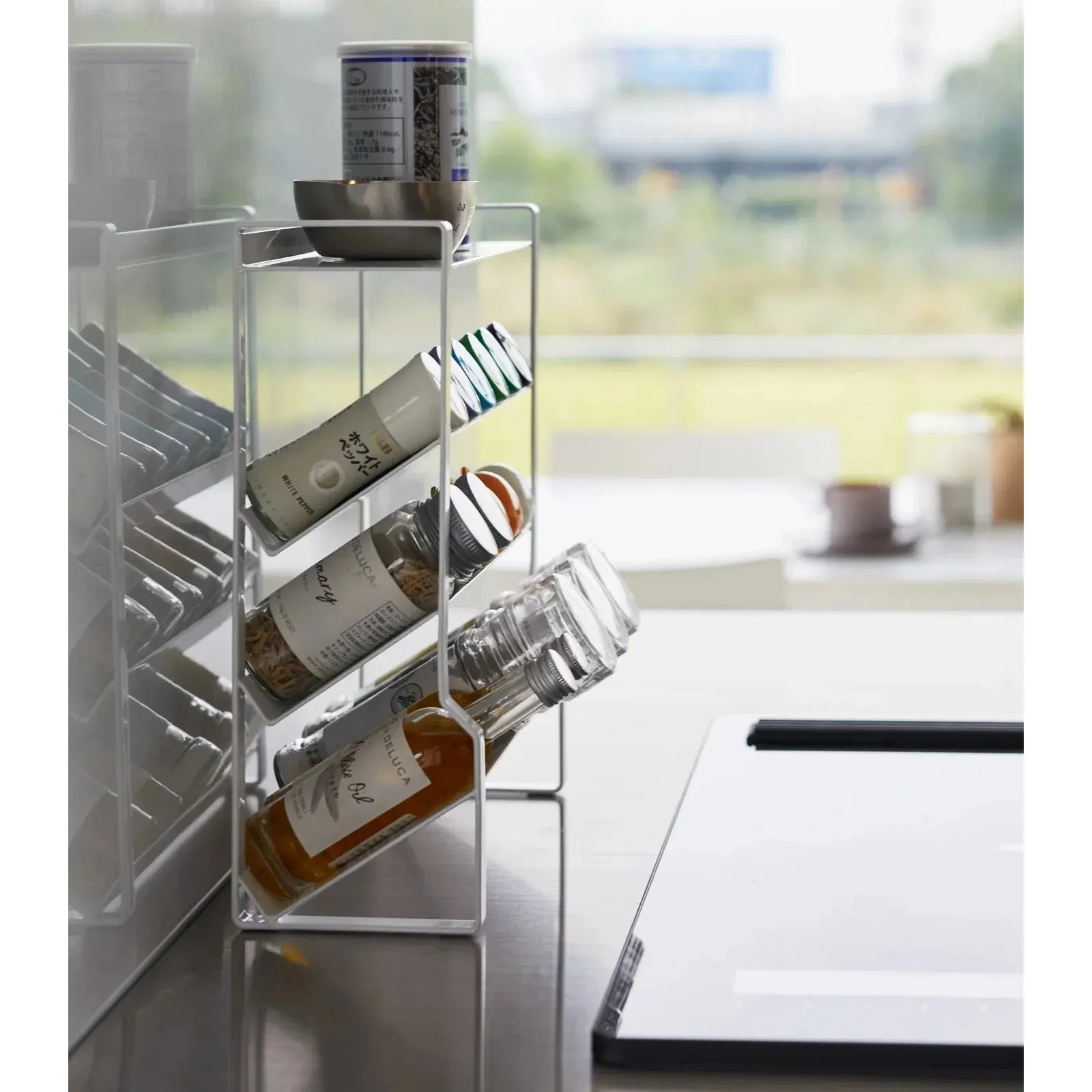 TOWER Four-Tier Slim Spice Rack