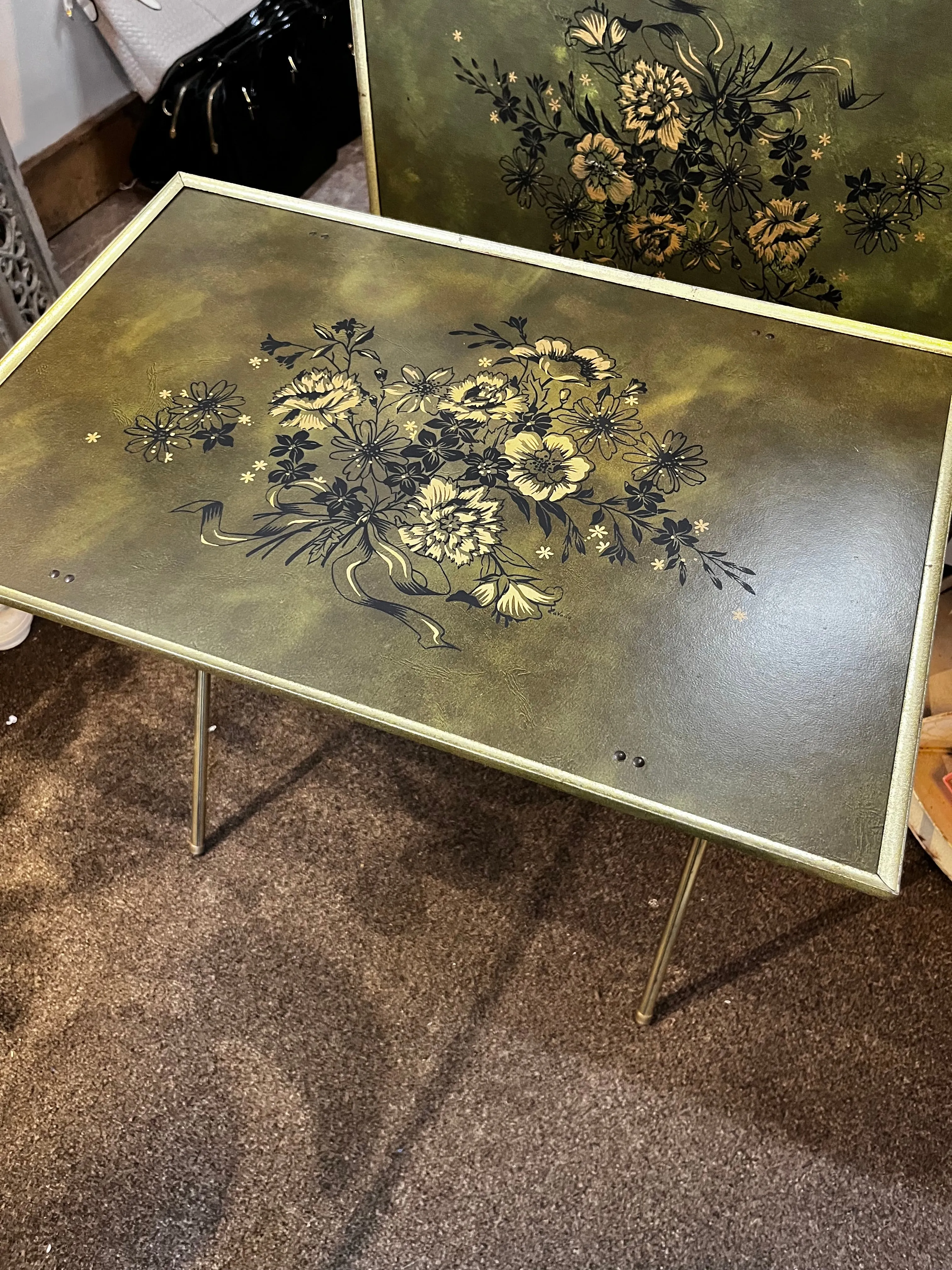 Vintage Metal TV Tray Set