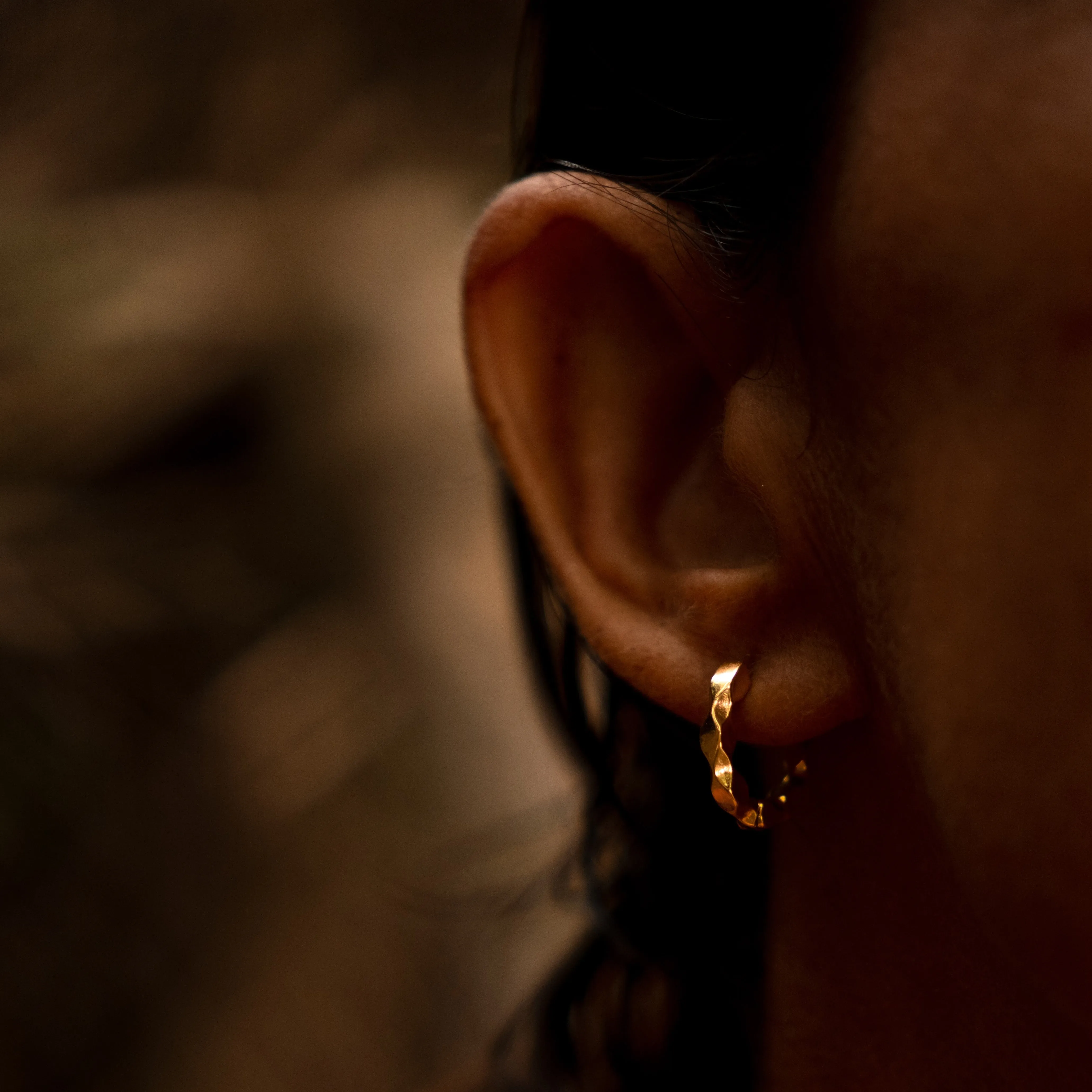WAVEY SURF EARRINGS 18K GOLD